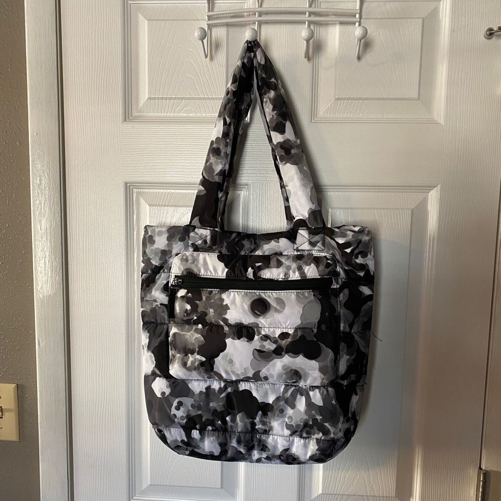 Slick Shoulder Bag
